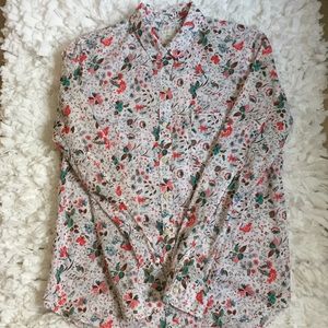 Gap Fitted Boyfriend shirt